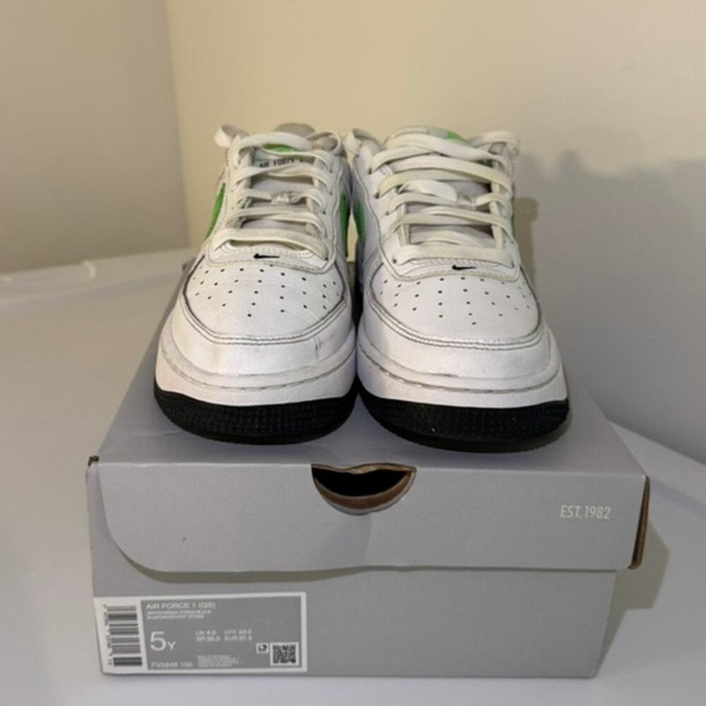 Nike Air Force 1 Low Boys' Grade School Sneakers- Size 5 - White Green
